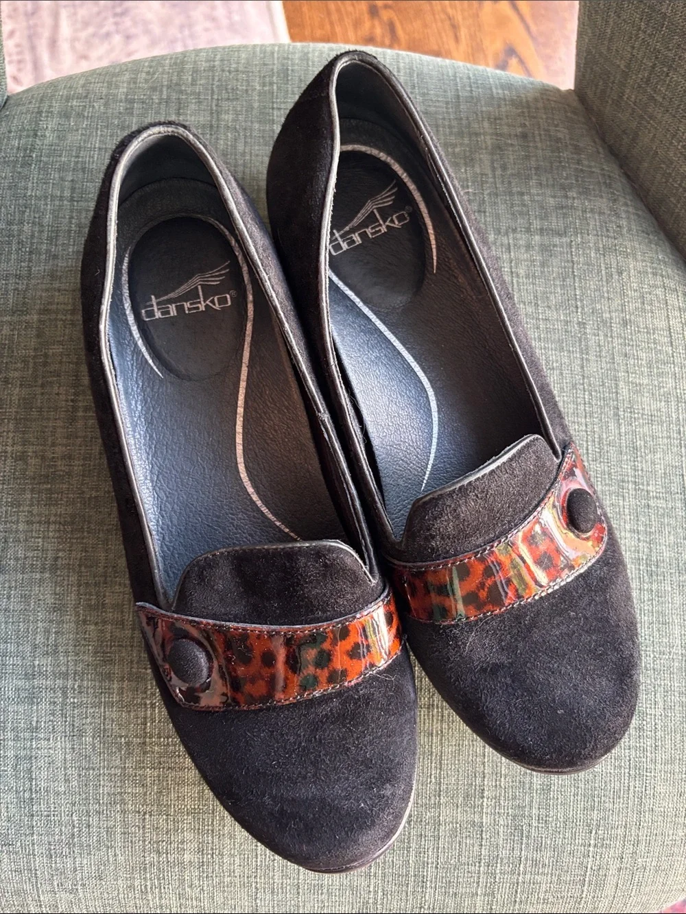 Dansko Olena Loafers Black Suede Flat Leopard-Print slip on supportive women 8.5